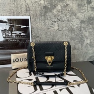 LV Vavin bb 芯片 尺寸約:21*15 黑色百搭 優雅又大氣