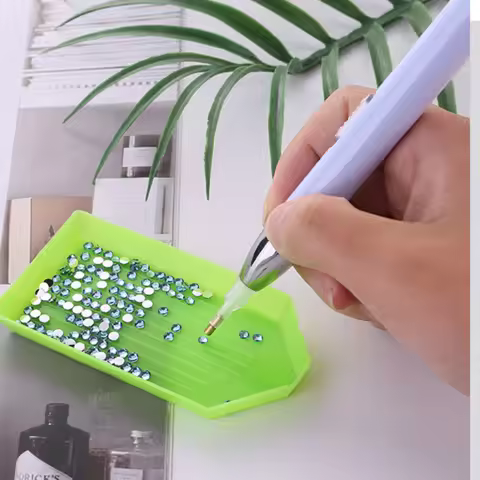 7 in 1 Rechargeable DIY Diamonds Painting Pen Accessories Lighting Plastic Diamonds Art Kit Multifun