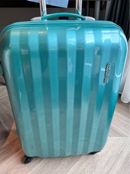 American Tourister 行李箱 (24吋）