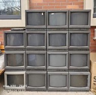 索尼PVM-14L1彩監彩色監視器一批 索尼原裝特麗瓏彩監，只有顯管都有不同問題除外，外殼及內主板都有完好的，開機工作
