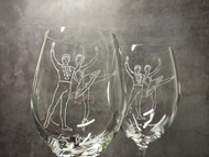 【客製化禮物】全身人像插畫案例 表情簡單 結婚禮物 酒杯雕刻