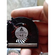 M-939C DELTA KDB04505HA AK39 DC0.5V 0.29A Fan wangh2