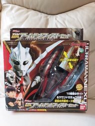 超人 Nexus DX Ultraman Nexus 閃光劍套裝 變身器。