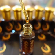 Pure Oud Oil Trat Prachin Hindi Thailand Malaysia Minyak Gaharu Pati 沉香 Kayu Agarwood Dehn Al Oudh D