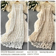 TRY - Bravery Crochet Sleeveless Cardigan outer LD 82-110CM P 123CM Live buttons all outer cardigan