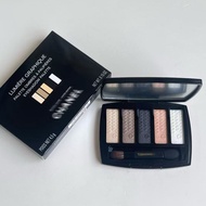 Counter Xiaoxiang Christmas Embossed Five-Color Eyeshadow 4.5g Fine Flashing Shimmer Transparent Pea