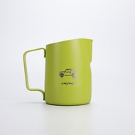 居米珈琲 咖啡拉花鋼杯 牛奶鋼杯 SUZUKI Jimny同款綠色 450ml