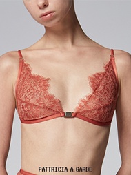 PATTRICIA A.GARDE Front Closure Lace Bralette เสื้อชั้นในผ้าลูกไม้ตะขอหน้า