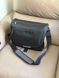 Manfrotto Advanced Messenger M III 中型單肩相機袋