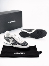 Chanel 經典雙C logo 運動鞋