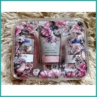 ✁ ◆ ➝ Simple Indulgence Bath Collection Velvet Sky Bath Set