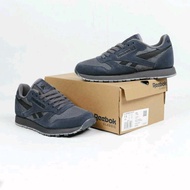 Reebok CLASSIC UTILITY DARK Gray