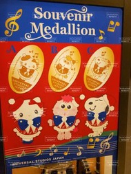 日本正版  Hello Kitty 日本hellokitty hellokitty  Sanrio usj 公仔 usj代購  日本  大阪 日本環球影城  日本環球影城代影 hellokitty 日