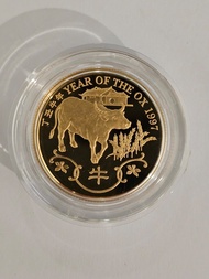1997 年 牛年 22K 金章  (金幣 gold coin） year of the ox gold medal ，重量約 16 克 （grams），金章 連 透明膠盒  原裝啡盒 證書
