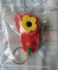 包平郵^^6cm 红色拖鞋鎖匙扣/slippers keychain(RI)