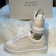🛍️ 最後一波優惠・開搶倒數中！【ALEXANDER MCQUEEN】白色 麥坤小白鞋(下單前須先私訊)