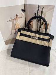 門市現貨～Hermes kelly 25 黑銀 togo K stamp