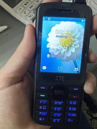 軍人機 中興 ZTE F327