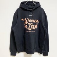 Used PUMA Women's Intech long-sleeved logo print hoodie pullover in black, size L for fall/winter.