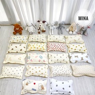 Vintage Polyscias fruticosa pillow is safe to help your baby sleep well and sleep deeper