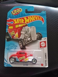 Hot wheels 32 FORD UNO red