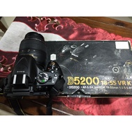 NIKON DSLR D5200 (1set) free treepot