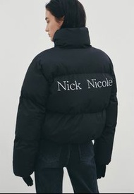 全新🇰🇷貴貴牌 nick &amp; Nicole 經典字母 羽絨外套