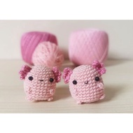 crochrt axolotl keychain