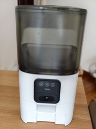 智能寵物餵食器