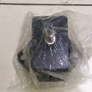 MESIN Strada L200 K57 2800Cc 4M40 Engine Bearing Mounting Part Code Kn127