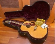 Gibson Gibson SJ-200 Custom Shop Flamed Maple 2005