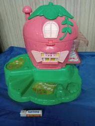 Hello Kitty草莓屋 KT玩具1