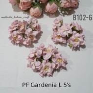 Code: B102-6PF gardenia Paper flower gardeniaPrice: Rp. 20,000 20,000/ tie 5 pcs