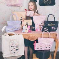 [訂購/包順豐] Sanrio × Maison de FLEUR 聯名緞面刺繡手提袋 化妝袋 便當袋 Melody Kuromi Cinnamoroll Pompompurin KT 三麗歐