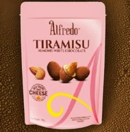 alfredo pouch milk chocolate 30g - almond