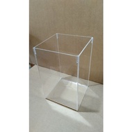 Acrylic box 12x12x15cm