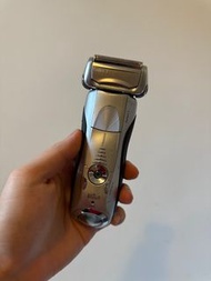 Braun Series 7 Shaver (Deep cleaned, excellent condition)