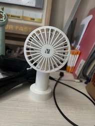 Verbatim 手提風扇，放枱也可以(少用