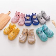 Prewalker baby socks / baby shoe socks / animal pattern socks