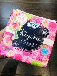 現貨‼️Unicharm Kiyora 衛生護墊72枚(玫瑰味)