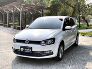 【杰運SAVE實價認證】2015 Volkswagen Polo 1.6 HL 恆溫空調 後雨刷 後座分離倒覆 藍牙通訊 電動窗防夾功能 防盜系統 防鎖死煞車系統 ISOFIX兒童安全椅固定 前座杯架