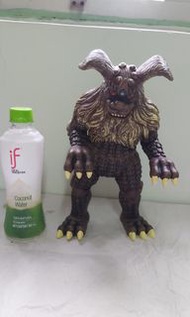 鹹蛋超人大怪獸