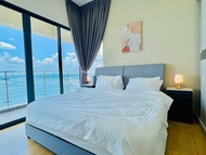 Lovell 70"TV Oceanfront Pearl: 3+1BR @Lv32 6-14pax