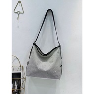 OCT402 60390 Women's Shoulder Carry Bag - 34x12x34cm