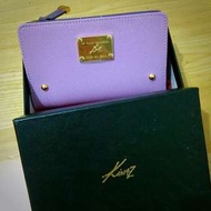 Kinaz淺紫色皮夾