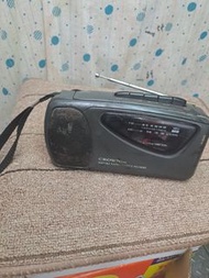 懷舊卡帶錄音機收音機