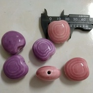 3 25mm ceramic hearts