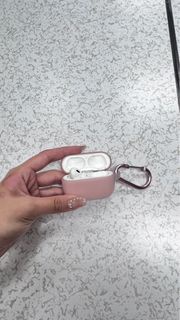 AirPods pro2 耳機殼+左耳➕犀牛盾耳機殼