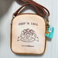 ［現貨］香港迪士尼Chip n Dale 鋼牙與大鼻吐司麵包造型斜孭袋仔