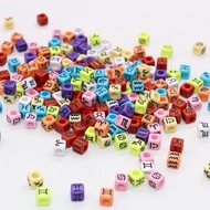 Warna Pendarfluor Baharu Manik 7x7mm Persegi 12 Aksesori Buruj Akrilik Berwarna-warni Manik Lubang B